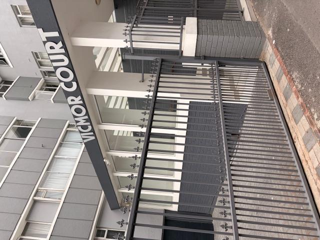 To Let 2 Bedroom Property for Rent in Three Anchor Bay Western Cape